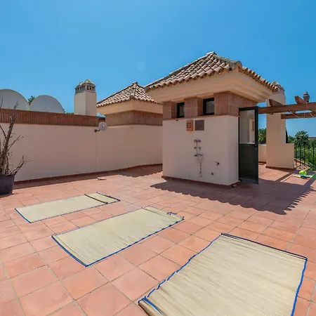 Modern And Spacious 2 Bdrm Penthouse With 3 Pools Marbella