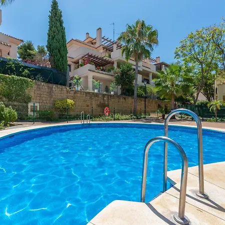 Apartment Modern And Spacious 2 Bdrm Penthouse With 3 Pools Marbella