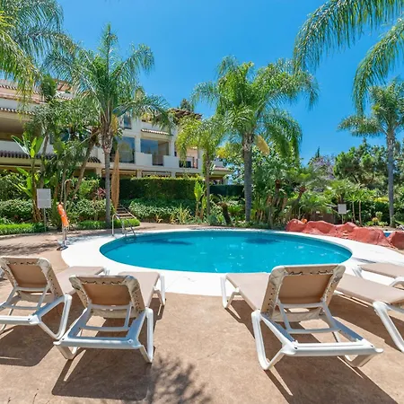 Modern And Spacious 2 Bdrm Penthouse With 3 Pools *