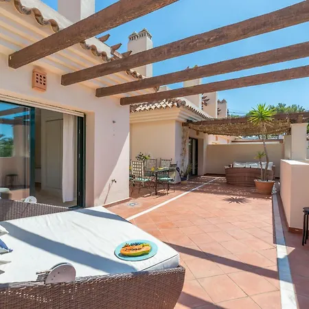 Apartment Modern And Spacious 2 Bdrm Penthouse With 3 Pools Marbella